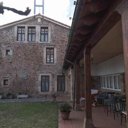 Posada La Estela De Barros Corrales De Buelna Buitenkant foto