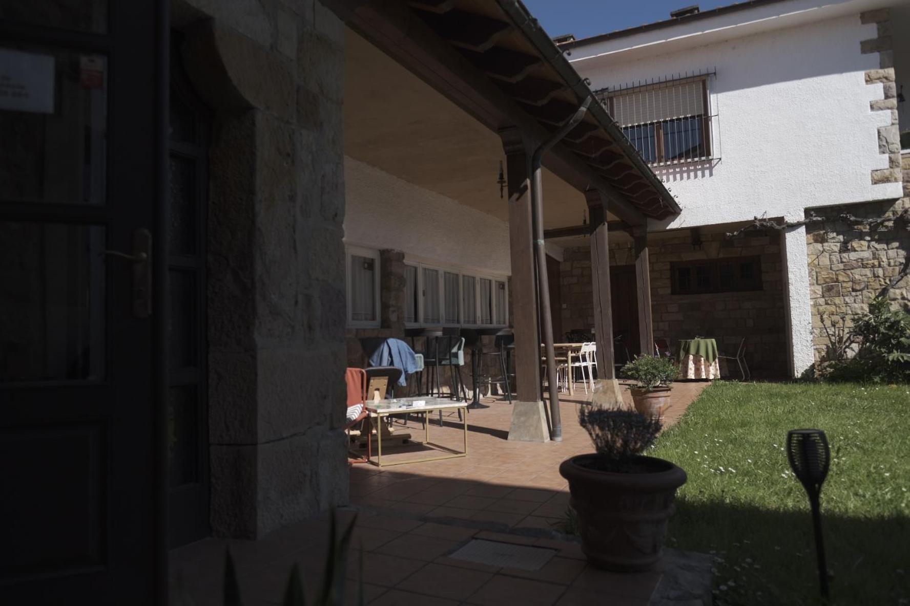 Posada La Estela De Barros Corrales De Buelna Buitenkant foto