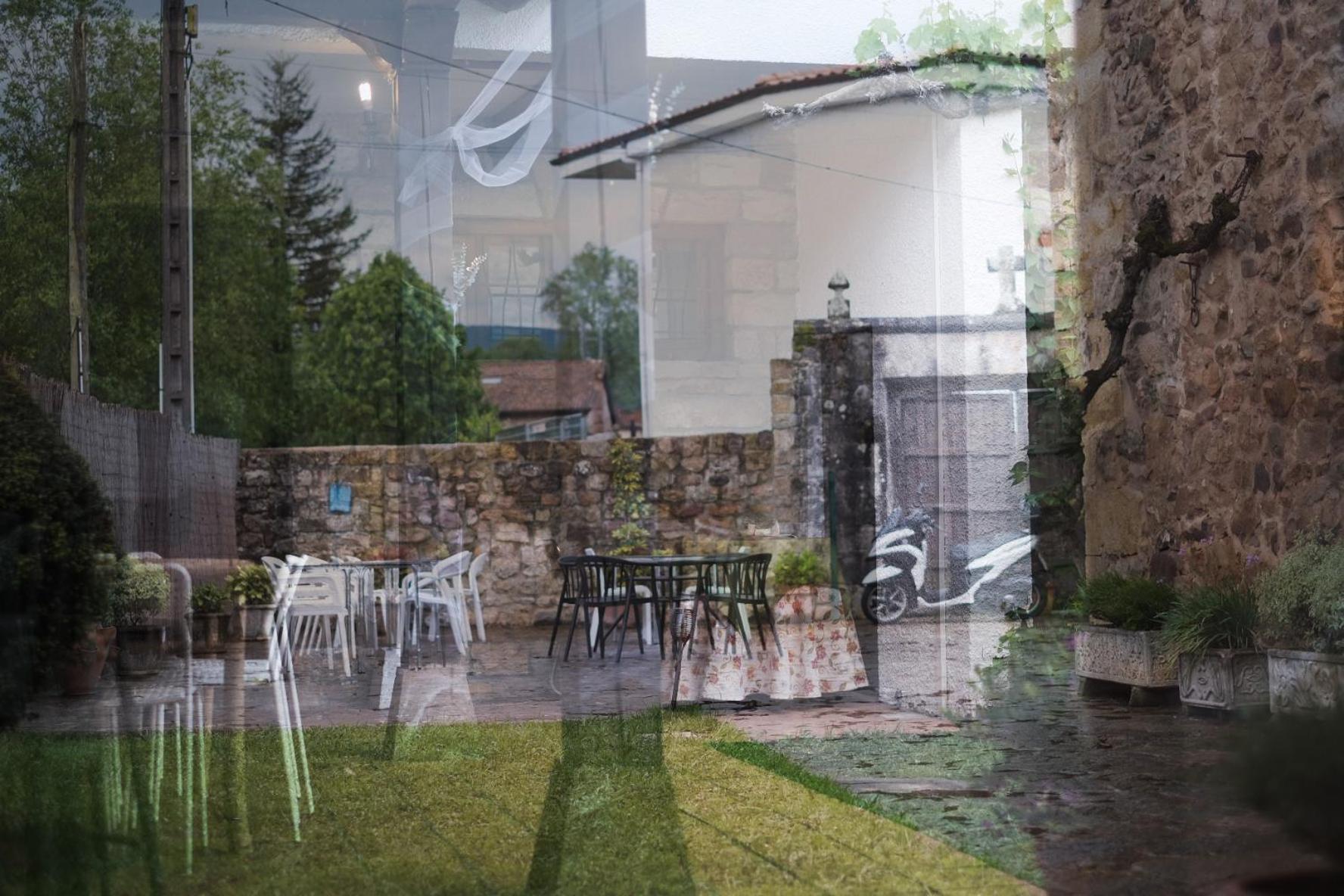 Posada La Estela De Barros Corrales De Buelna Buitenkant foto